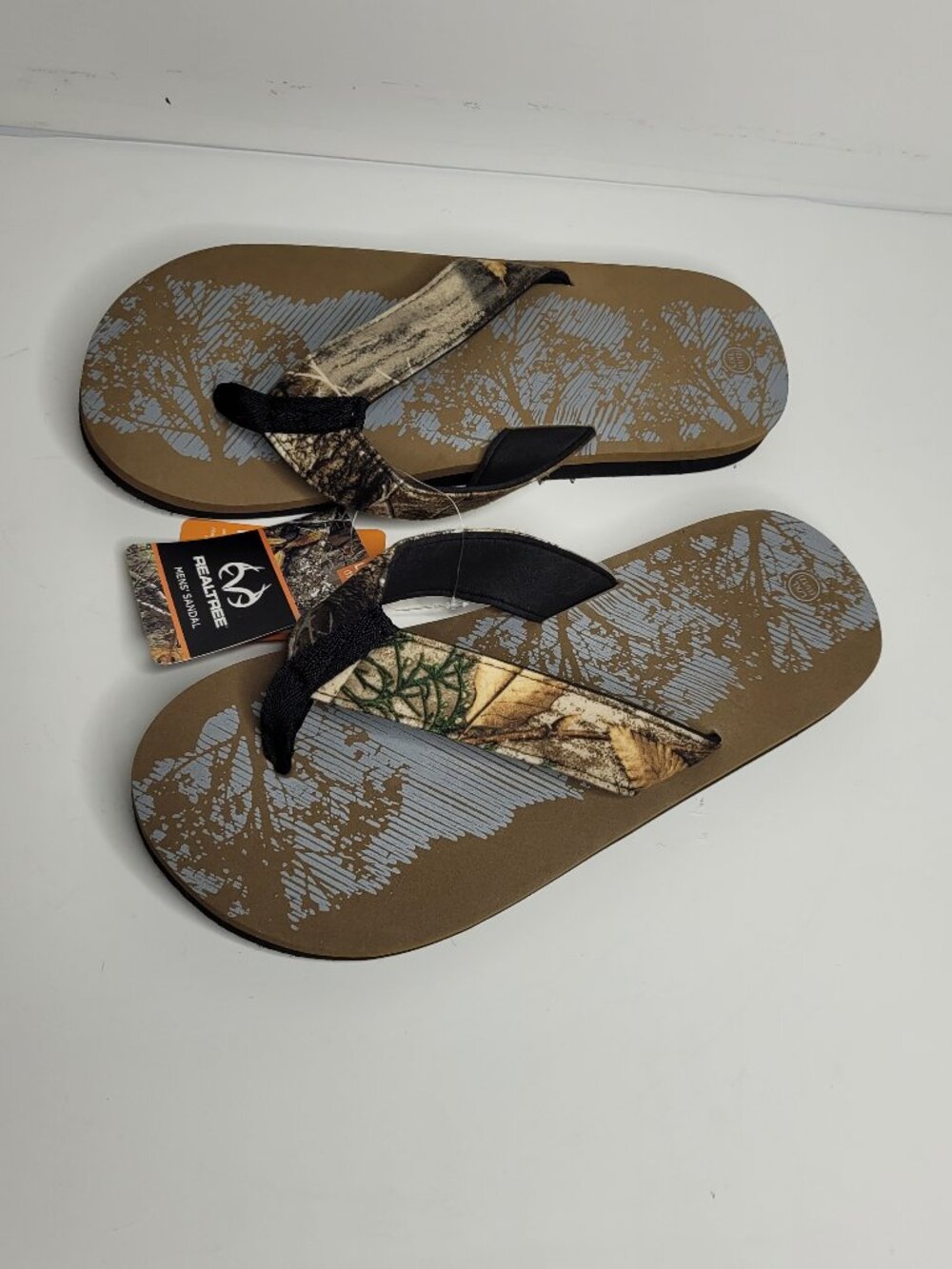 RealTree hunter camo thong slid on flip flops summer casual size 11-12 NWT